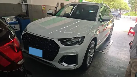2021 AUDI Q5L,autocango,china used car exporter,china ev exporter,chinese used car exporter,chinese used ev exporter