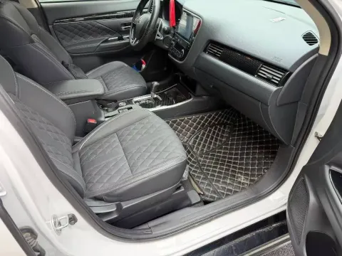 2021 Mitsubishi Outlander 2.4L 192HP L4 CVT