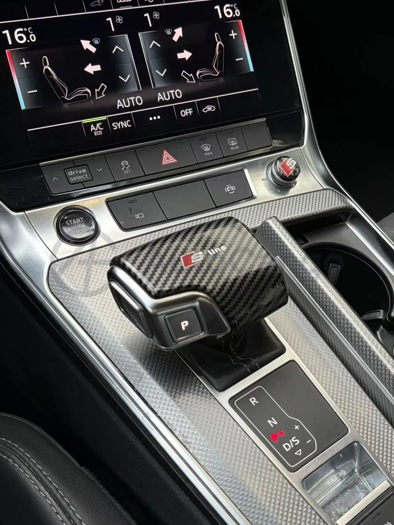 2020 Audi A6L 2.0T 252HP L4 7DCT PHEV 14.1KWH,autocango,china used car exporter,china ev exporter,chinese used car exporter,chinese used ev exporter