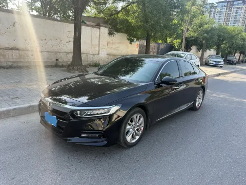 2018 HONDA ACCORD,autocango,china used car exporter,china ev exporter,chinese used car exporter,chinese used ev exporter