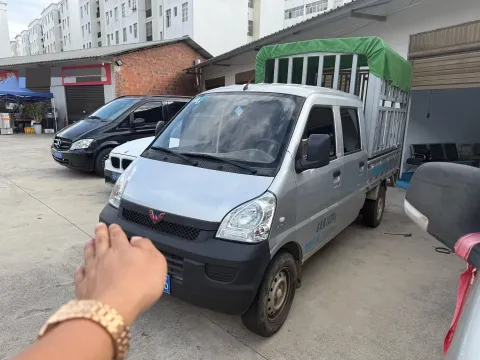2021 WULING RONGGUANG MINI TRUCK SPECIAL,autocango,china used car exporter,china ev exporter,chinese used car exporter,chinese used ev exporter