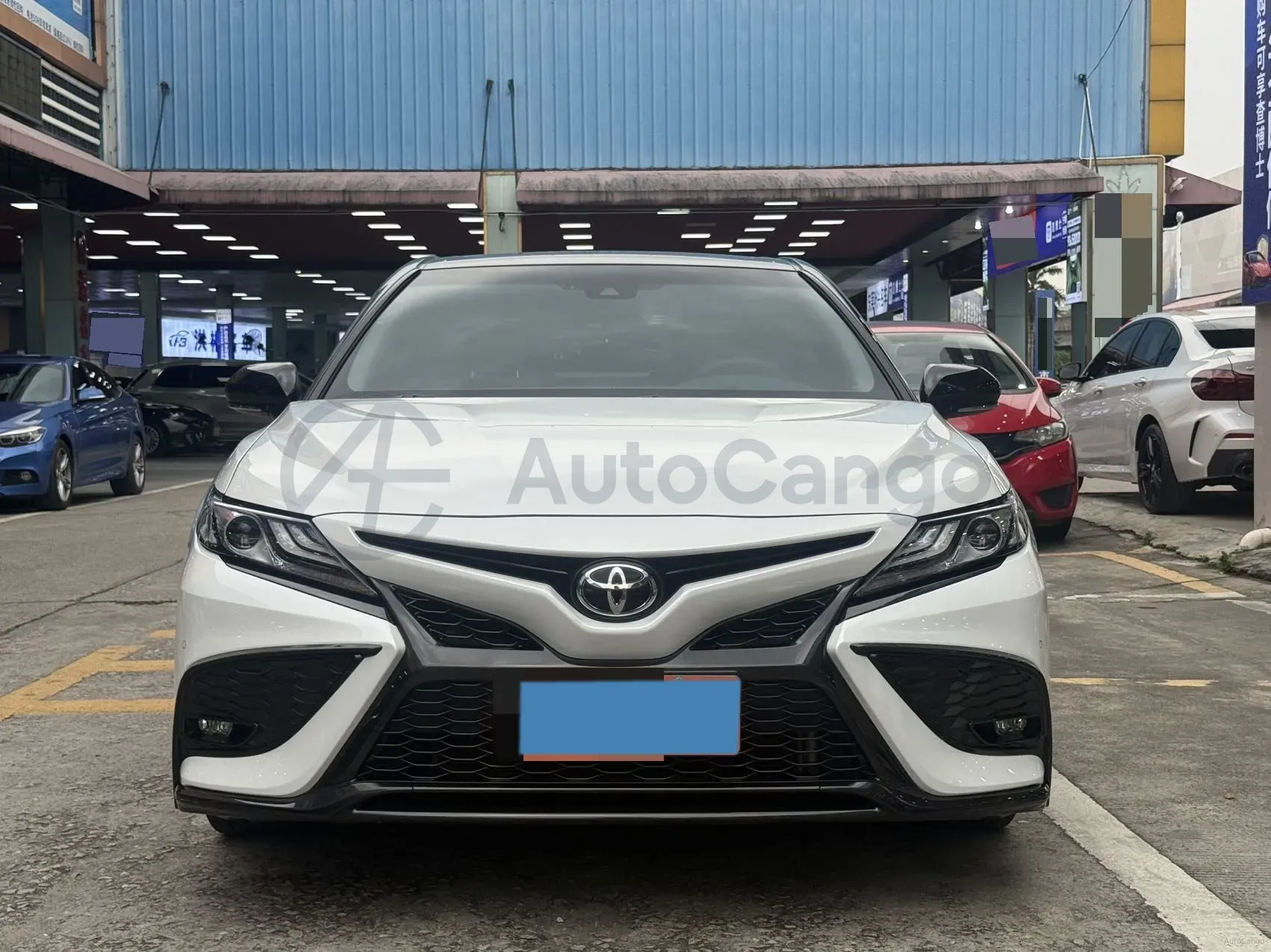 2023 Toyota Camry 2.5L 207HP L4 8AT,autocango,china used car exporter,china ev exporter,chinese used car exporter,chinese used ev exporter