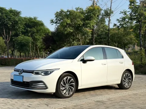 2021 VOLKSWAGEN GOLF,autocango,china used car exporter,china ev exporter,chinese used car exporter,chinese used ev exporter