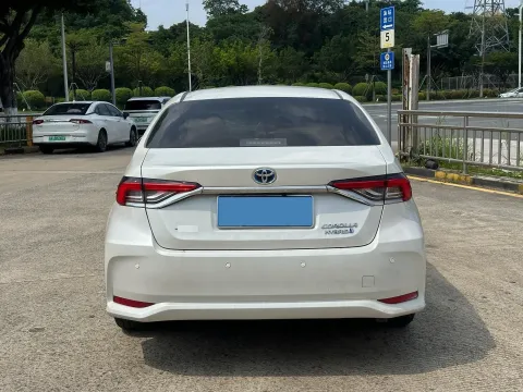 2021 Toyota Corolla 1.8L 98HP L4 E-CVT Hybrid