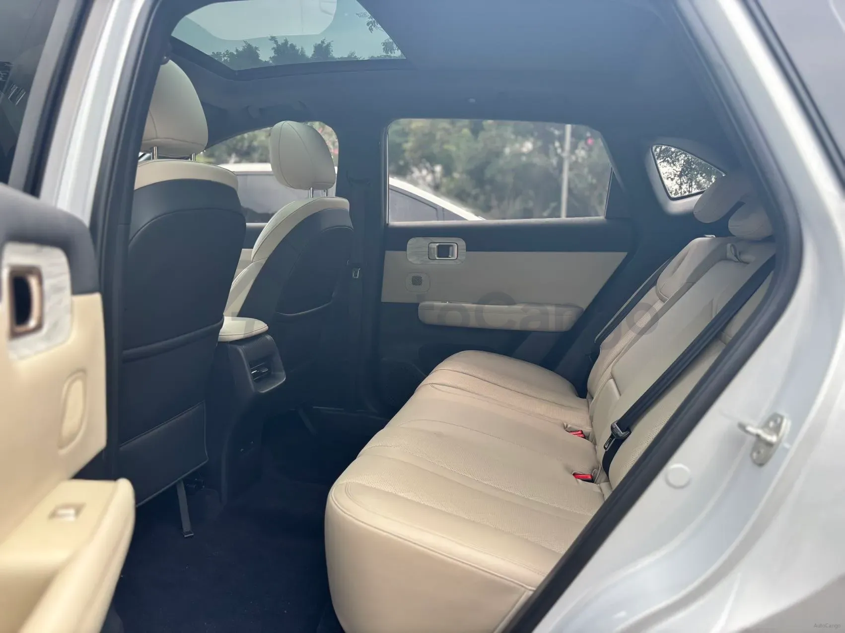 2024 WuLing XingGuangS 1.5L 106HP L4 E-CVT PHEV 20.5KWH,autocango,china used car exporter,china ev exporter,chinese used car exporter,chinese used ev exporter