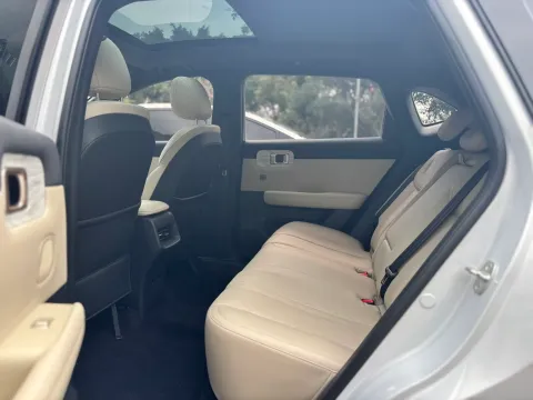 2024 WuLing XingGuangS 1.5L 106HP L4 E-CVT PHEV 20.5KWH