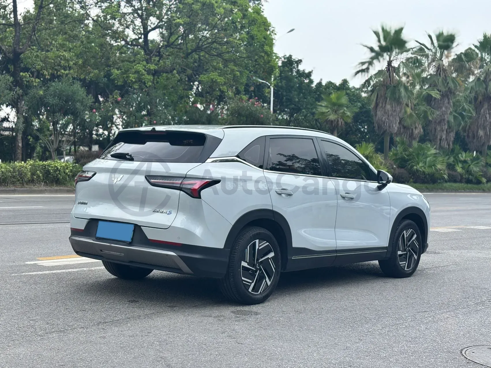 2024 WuLing XingGuangS 1.5L 106HP L4 E-CVT PHEV 20.5KWH,autocango,china used car exporter,china ev exporter,chinese used car exporter,chinese used ev exporter