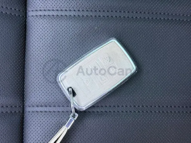 2023 Land Rover Range Rover Evoque 2.0T 249HP L4 9AT,autocango,china used car exporter,china ev exporter,chinese used car exporter,chinese used ev exporter