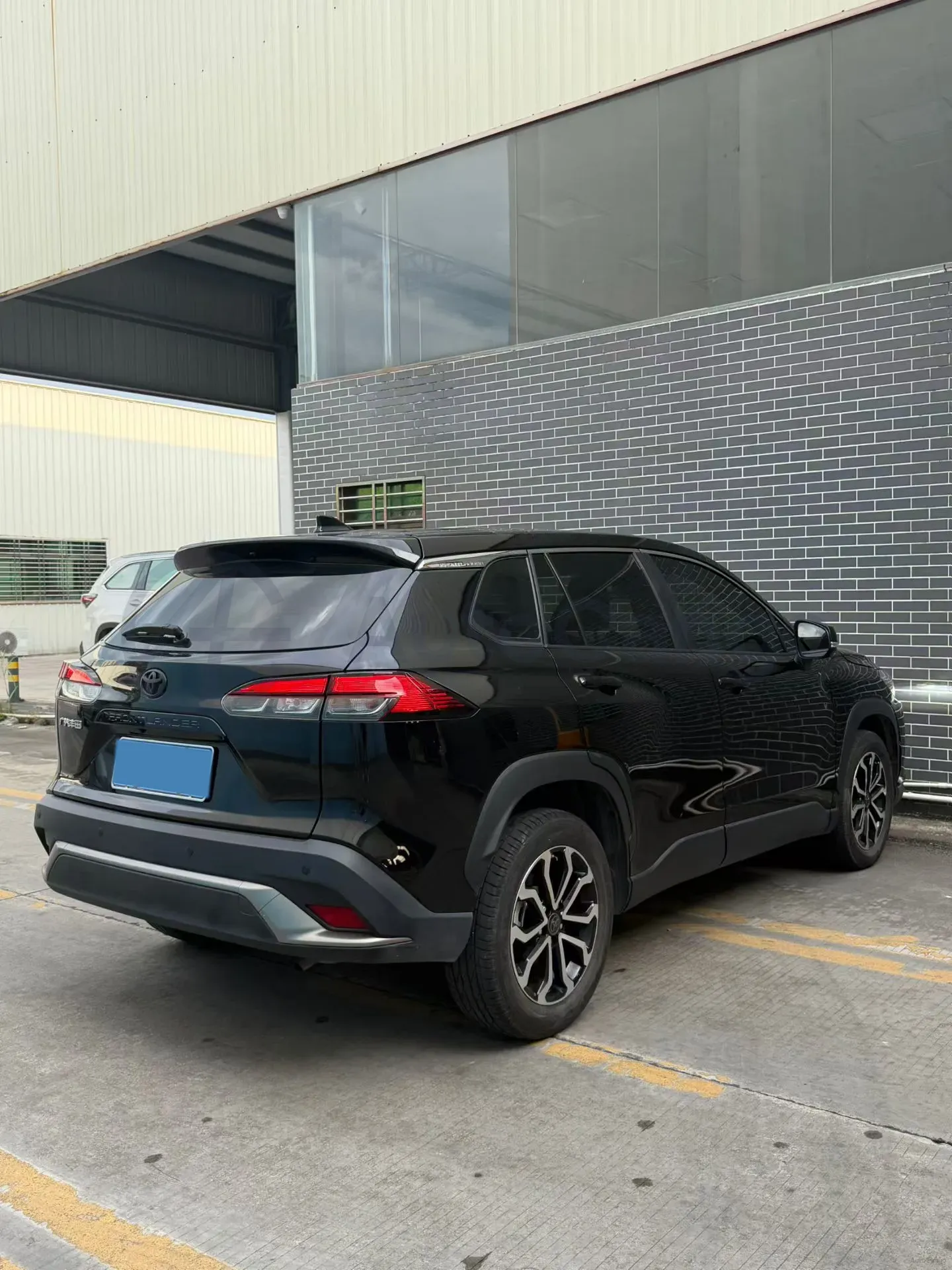 2023 Toyota Frontlander 2.0L 171HP L4 CVT,autocango,china used car exporter,china ev exporter,chinese used car exporter,chinese used ev exporter