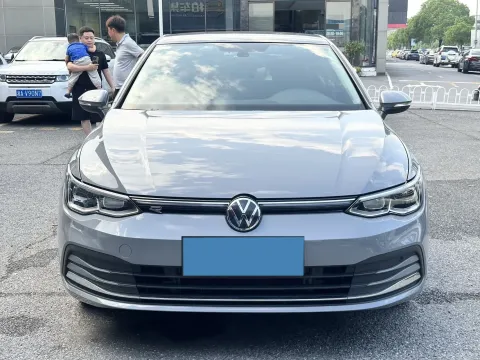 2024 Volkswagen Golf 1.4T 150HP L4 7DCT,autocango,china used car exporter,china ev exporter,chinese used car exporter,chinese used ev exporter