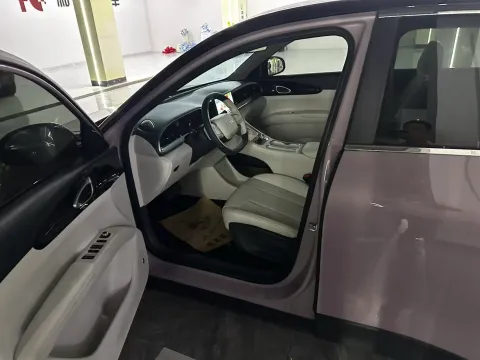 2025 WuLing BinGuo S BEV