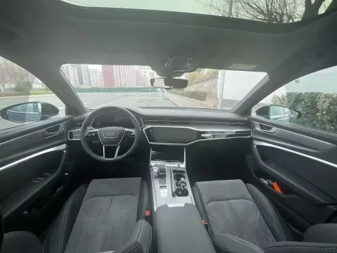 2024 Audi A6L 2.0T 190HP L4 7DCT