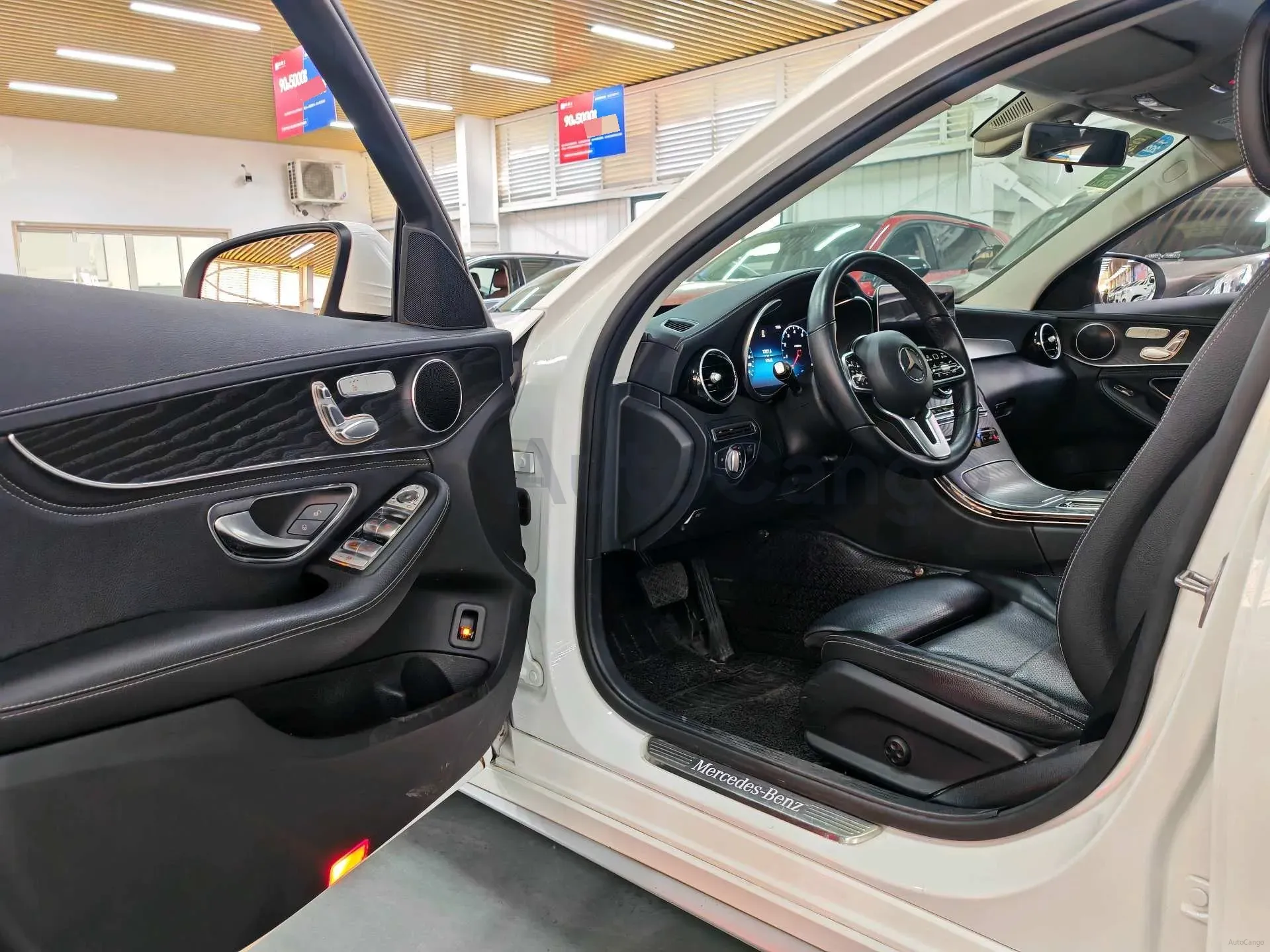 2019 Mercedes-Benz C Class 1.5T 184HP L4 9AT,autocango,china used car exporter,china ev exporter,chinese used car exporter,chinese used ev exporter