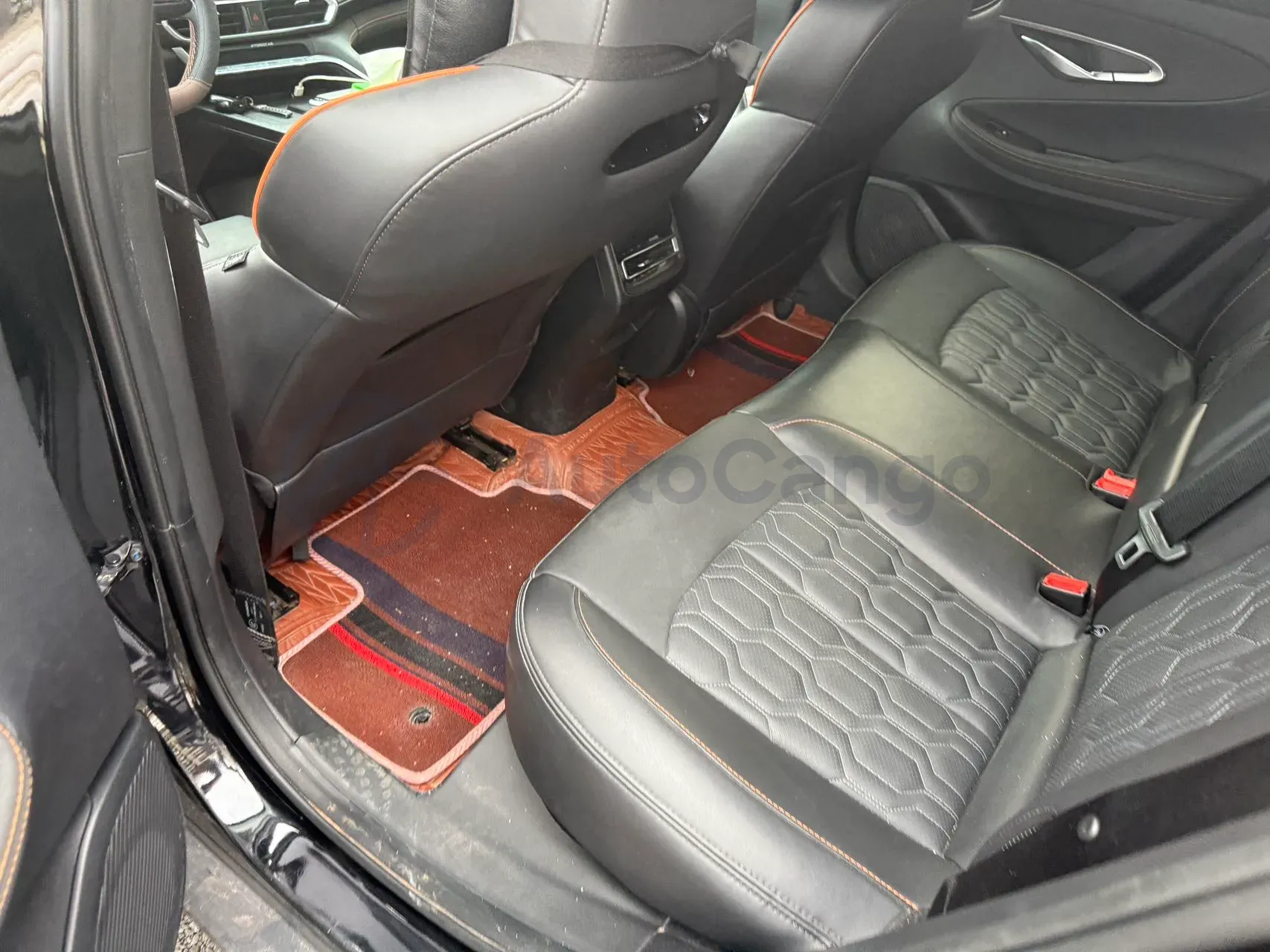 2022 ChangAn UNI-T 1.5T 188HP L4 7DCT,autocango,china used car exporter,china ev exporter,chinese used car exporter,chinese used ev exporter