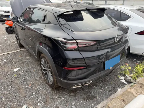 2022 ChangAn UNI-T 1.5T 188HP L4 7DCT