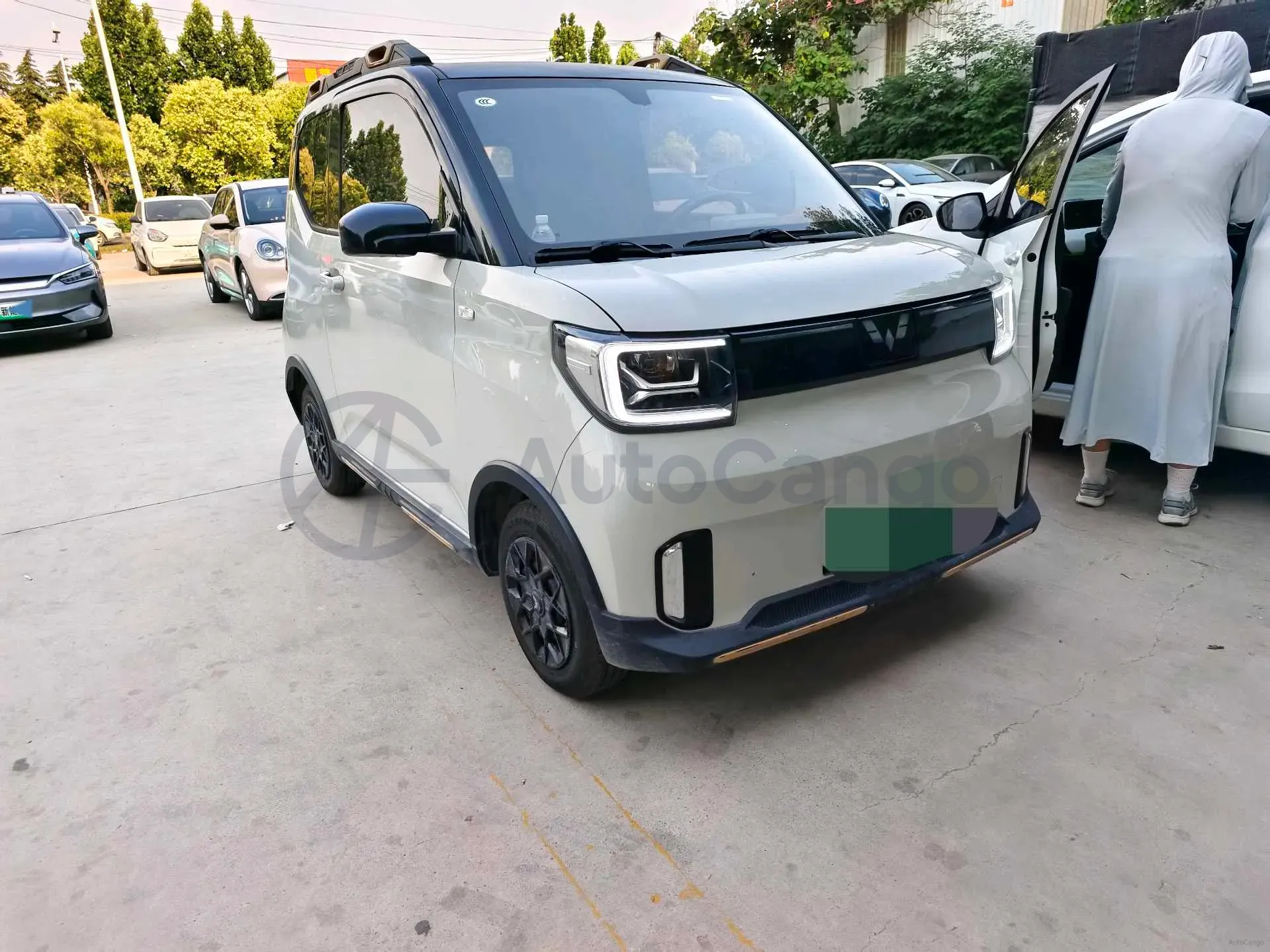 2022 WuLing HongGuang MINI EV BEV 17.3KWH,autocango,china used car exporter,china ev exporter,chinese used car exporter,chinese used ev exporter