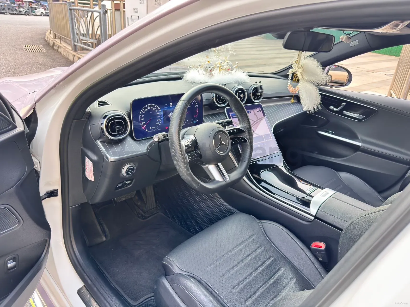 2023 Mercedes-Benz C Class 1.5T 170HP L4 9AT,autocango,china used car exporter,china ev exporter,chinese used car exporter,chinese used ev exporter