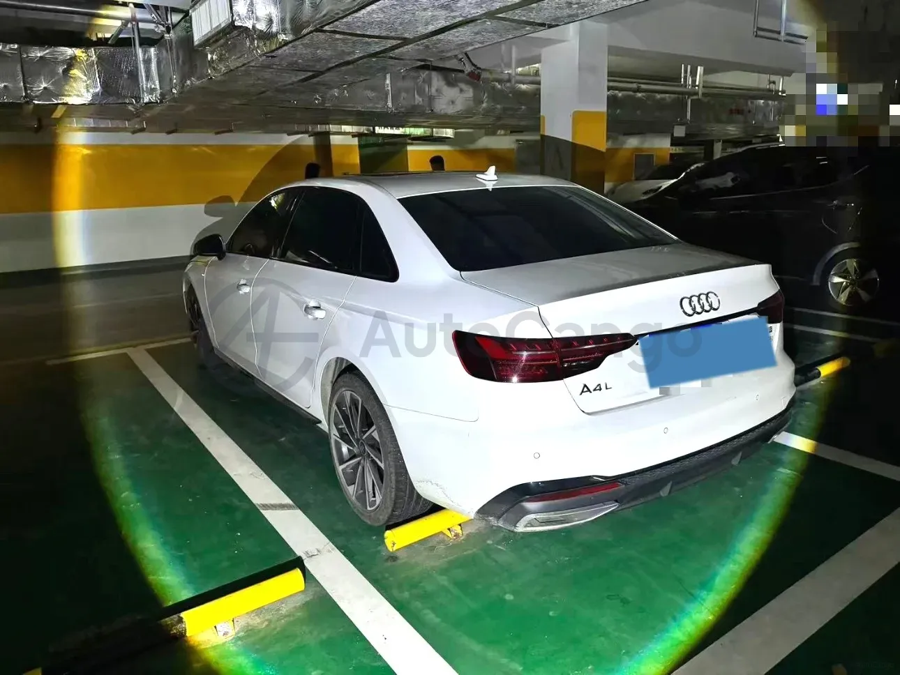 2023 Audi A4L 2.0T 190HP L4 7DCT,autocango,china used car exporter,china ev exporter,chinese used car exporter,chinese used ev exporter