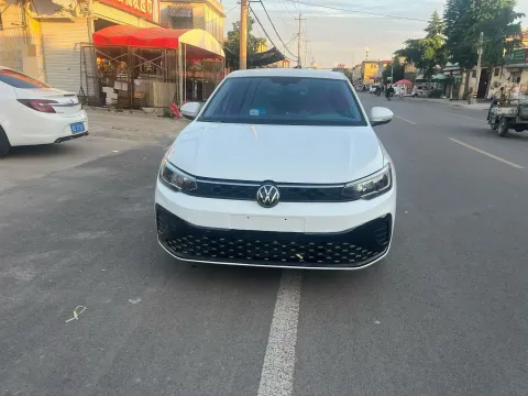 2025 Volkswagen Lavida 1.5L 110HP L4 6AT