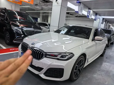 2021 BMW 5 SERIES,autocango,china used car exporter,china ev exporter,chinese used car exporter,chinese used ev exporter