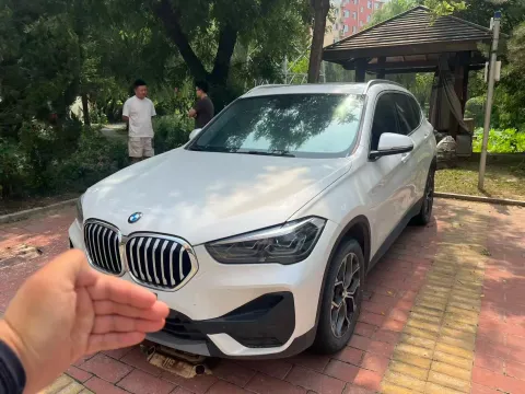 2022 BMW X1,autocango,china used car exporter,china ev exporter,chinese used car exporter,chinese used ev exporter
