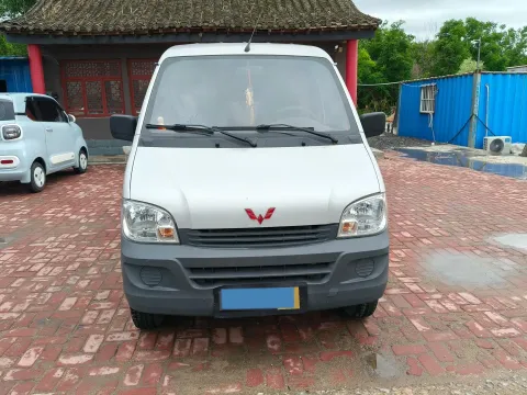 2020 WuLing ZhiGuang 1.2L 76HP L4 5MT,autocango,china used car exporter,china ev exporter,chinese used car exporter,chinese used ev exporter