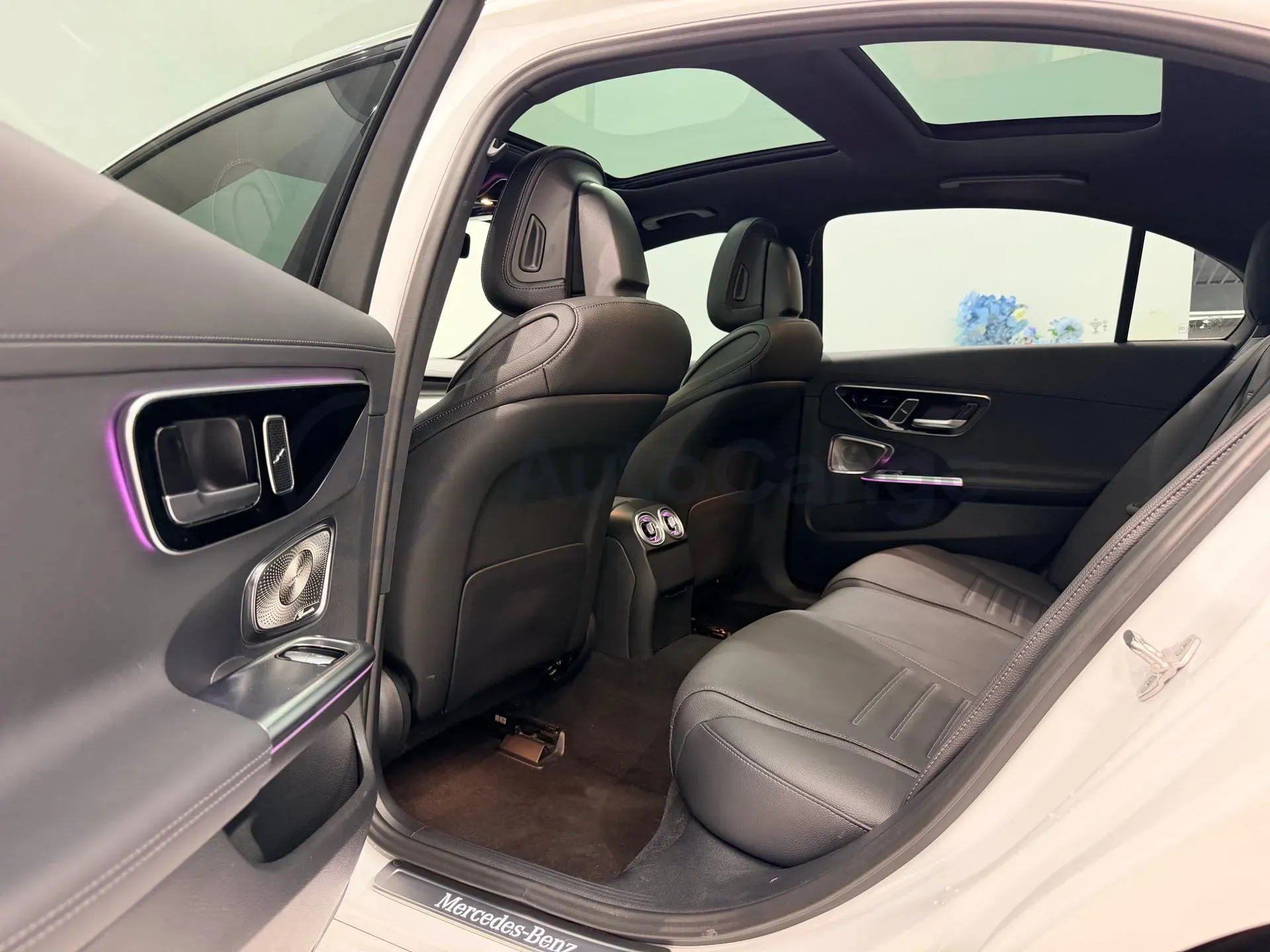 2022 Mercedes-Benz C Class 1.5T 204HP L4 9AT,autocango,china used car exporter,china ev exporter,chinese used car exporter,chinese used ev exporter