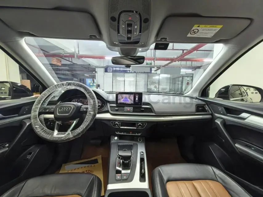 2020 Audi Q5L 2.0T 190HP L4 7DCT,autocango,china used car exporter,china ev exporter,chinese used car exporter,chinese used ev exporter