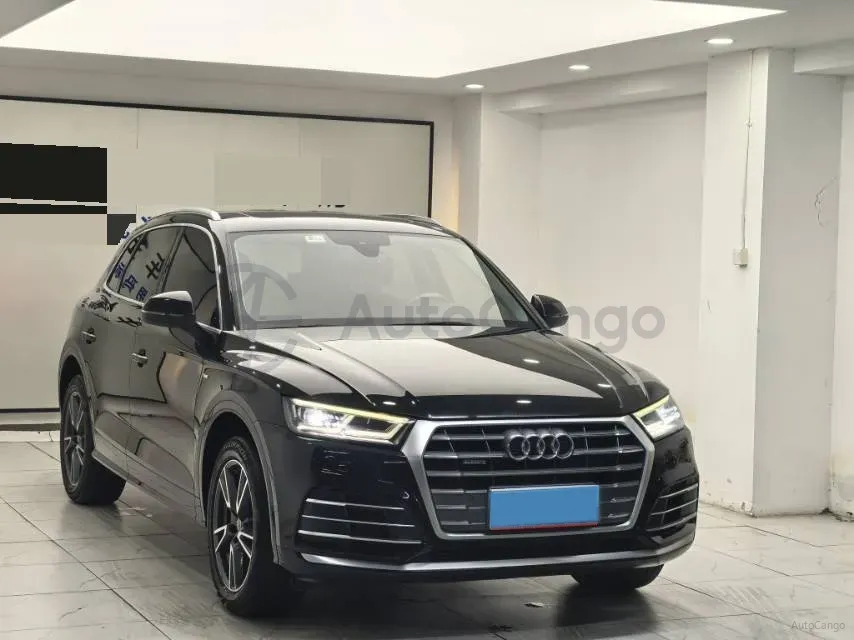 2020 Audi Q5L 2.0T 190HP L4 7DCT,autocango,china used car exporter,china ev exporter,chinese used car exporter,chinese used ev exporter