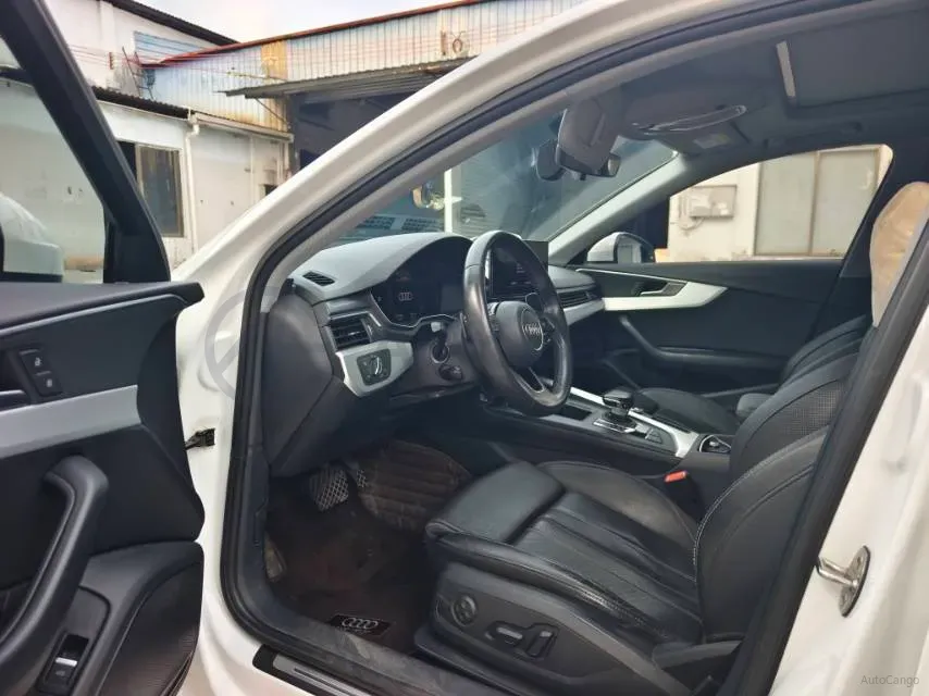 2020 Audi A4L 2.0T 190HP L4 7DCT,autocango,china used car exporter,china ev exporter,chinese used car exporter,chinese used ev exporter