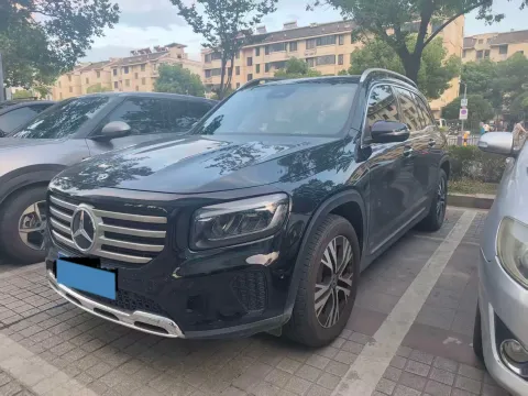 2025 MERCEDES-BENZ GLB CLASS,autocango,china used car exporter,china ev exporter,chinese used car exporter,chinese used ev exporter