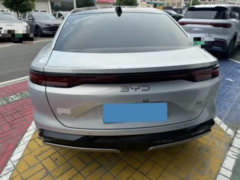 2025 BYD HanL BEV