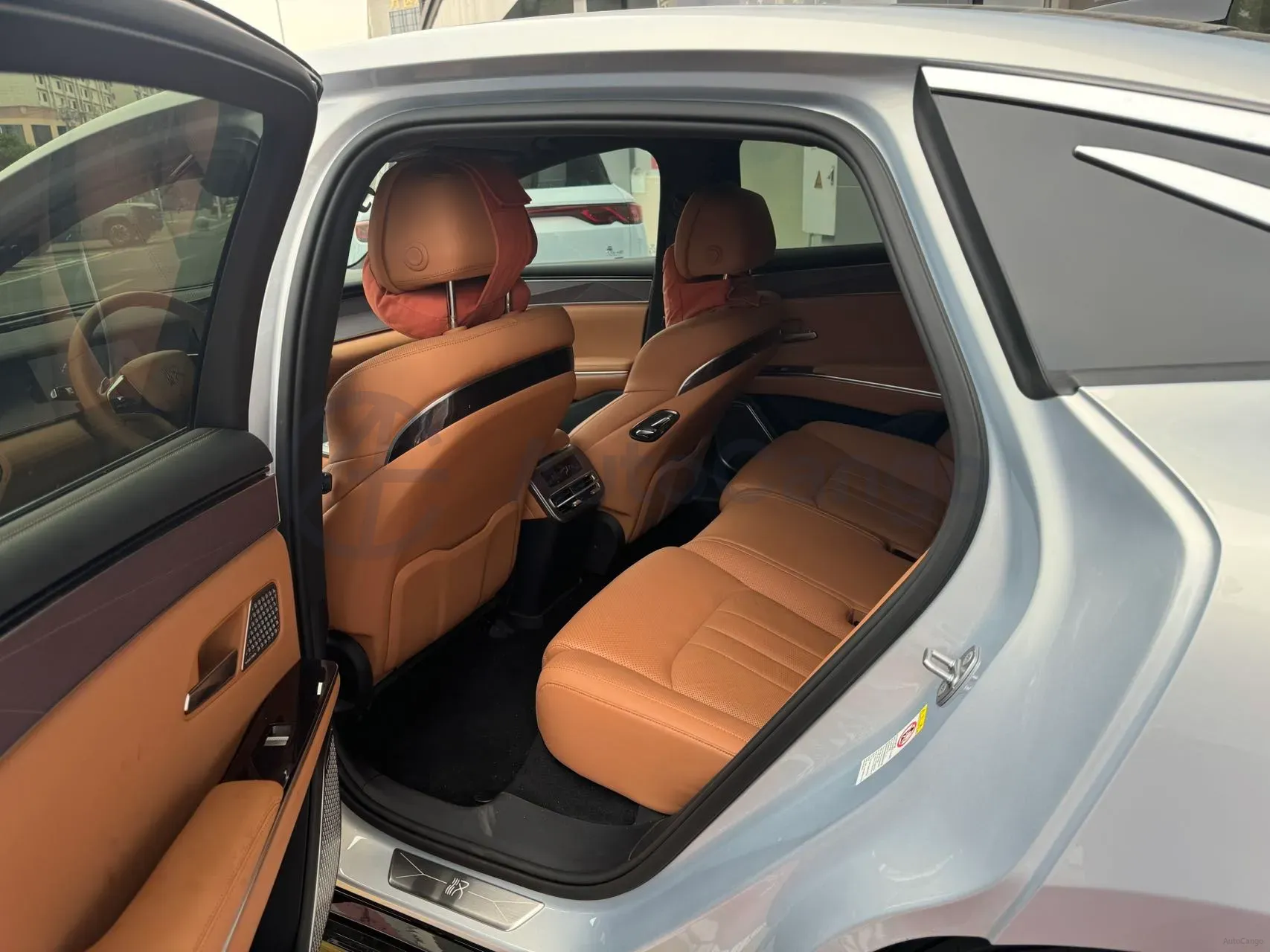 2025 BYD HanL BEV,autocango,china used car exporter,china ev exporter,chinese used car exporter,chinese used ev exporter