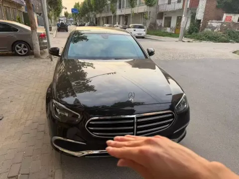 2021 Mercedes-Benz E Class 2.0T 197HP L4 9AT,autocango,china used car exporter,china ev exporter,chinese used car exporter,chinese used ev exporter