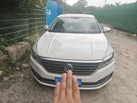 2018 Skoda Karoq 1.4T 150HP L4 7DCT,autocango,china used car exporter,china ev exporter,chinese used car exporter,chinese used ev exporter