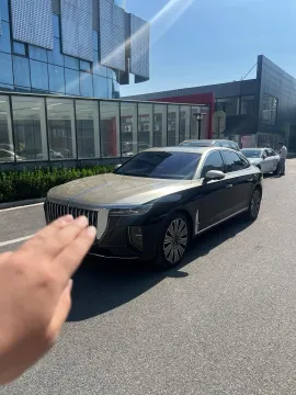 2025 HONGQI H9,autocango,china used car exporter,china ev exporter,chinese used car exporter,chinese used ev exporter