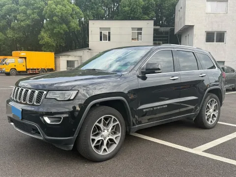 2020 JEEP GRAND CHEROKEE,autocango,china used car exporter,china ev exporter,chinese used car exporter,chinese used ev exporter
