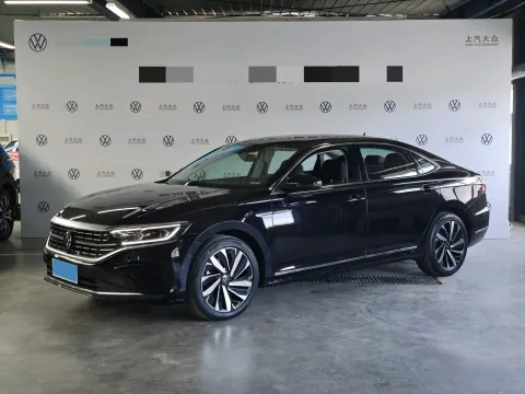 2025 VOLKSWAGEN PASSAT,autocango,china used car exporter,china ev exporter,chinese used car exporter,chinese used ev exporter