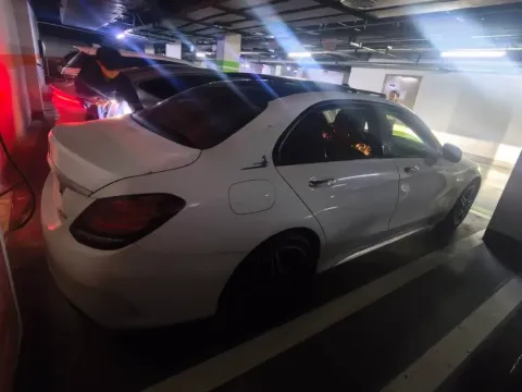 2021 Mercedes-Benz C Class 1.5T 184HP L4 9AT,autocango,china used car exporter,china ev exporter,chinese used car exporter,chinese used ev exporter