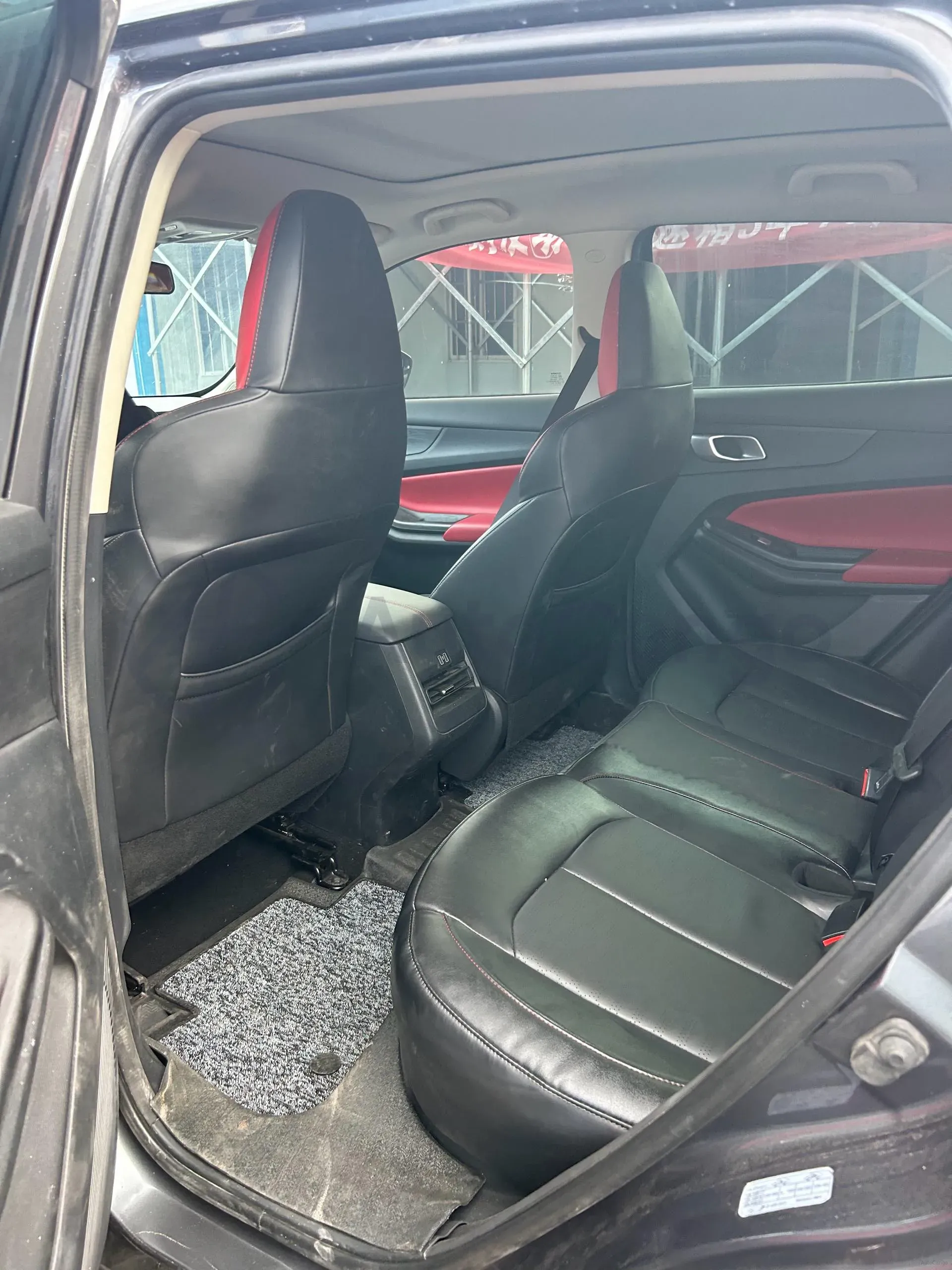 2022 ChangAn Oshan X7 Plus 1.5T 188HP L4 7DCT,autocango,china used car exporter,china ev exporter,chinese used car exporter,chinese used ev exporter