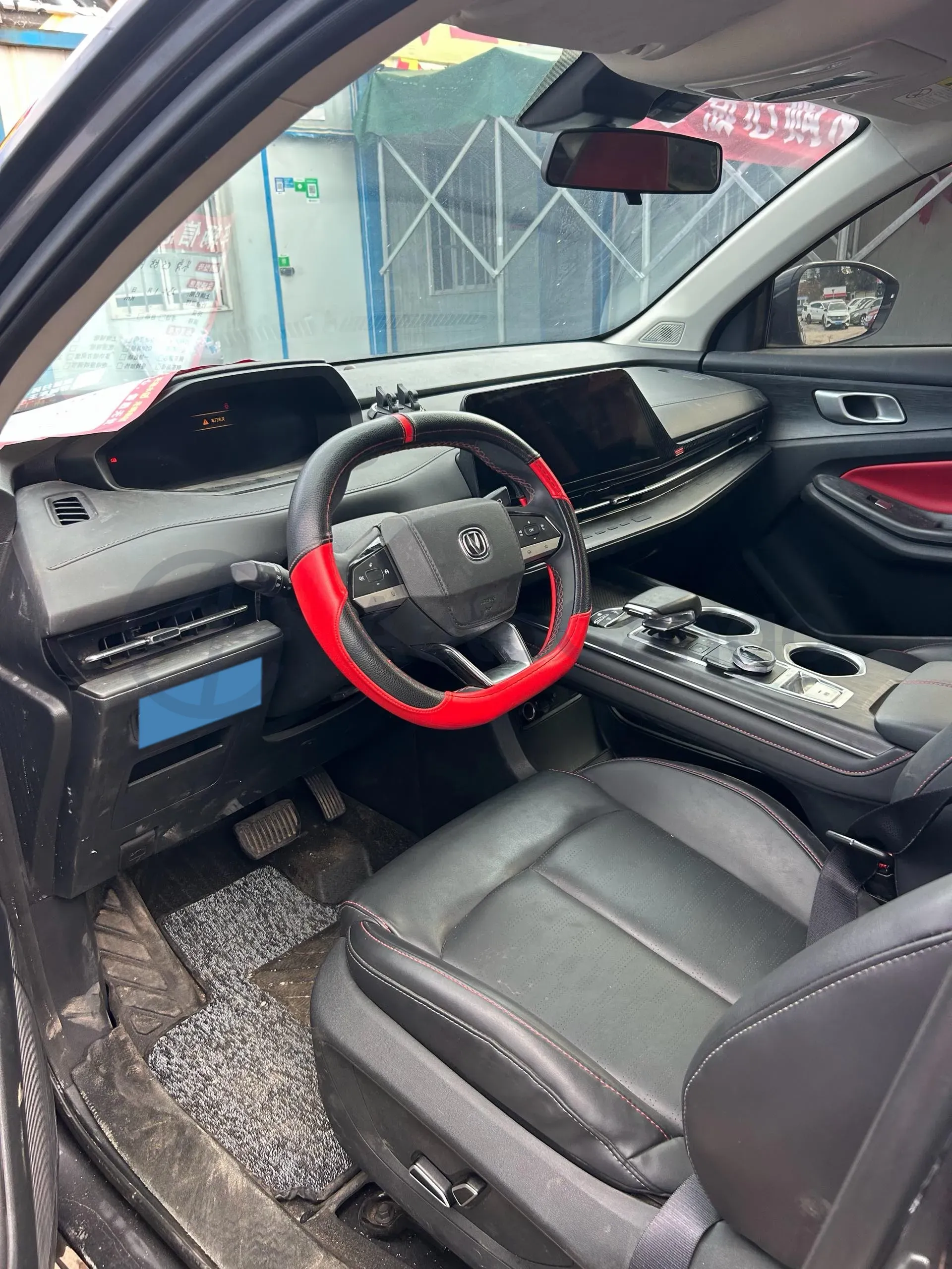 2022 ChangAn Oshan X7 Plus 1.5T 188HP L4 7DCT,autocango,china used car exporter,china ev exporter,chinese used car exporter,chinese used ev exporter