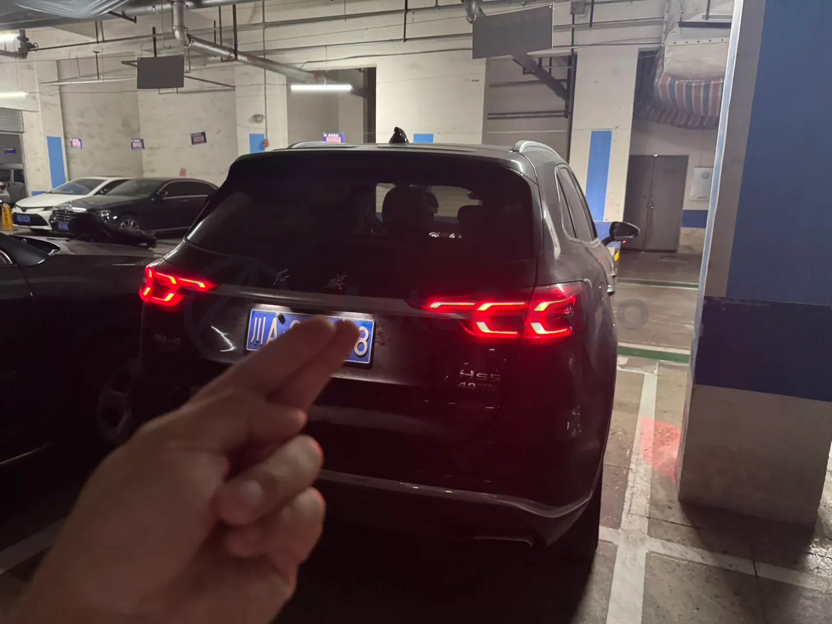 2019 HongQi HS5 2.0T 224HP L4 6AT,autocango,china used car exporter,china ev exporter,chinese used car exporter,chinese used ev exporter