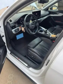 2022 Audi A4L 2.0T 190HP L4 7DCT