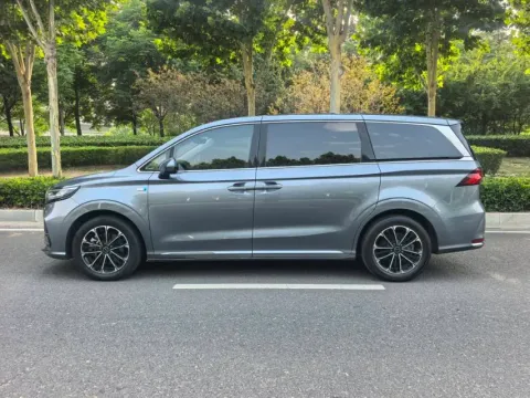 2022 Roewe iMAX8 2.0T 234HP L4 8AT