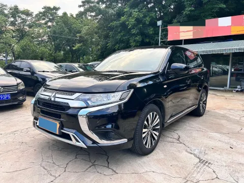 2021 MITSUBISHI OUTLANDER,autocango,china used car exporter,china ev exporter,chinese used car exporter,chinese used ev exporter