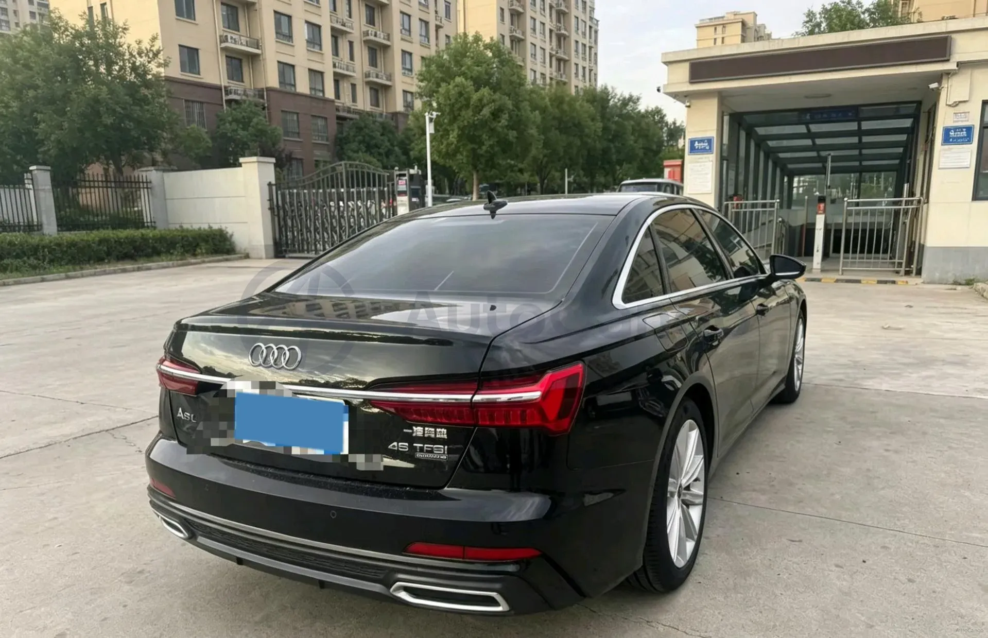 2022 Audi A6L 2.0T 224HP L4 7DCT,autocango,china used car exporter,china ev exporter,chinese used car exporter,chinese used ev exporter