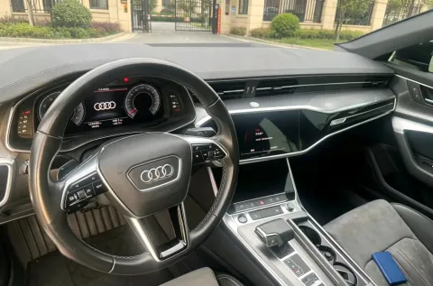 2022 Audi A6L 2.0T 224HP L4 7DCT
