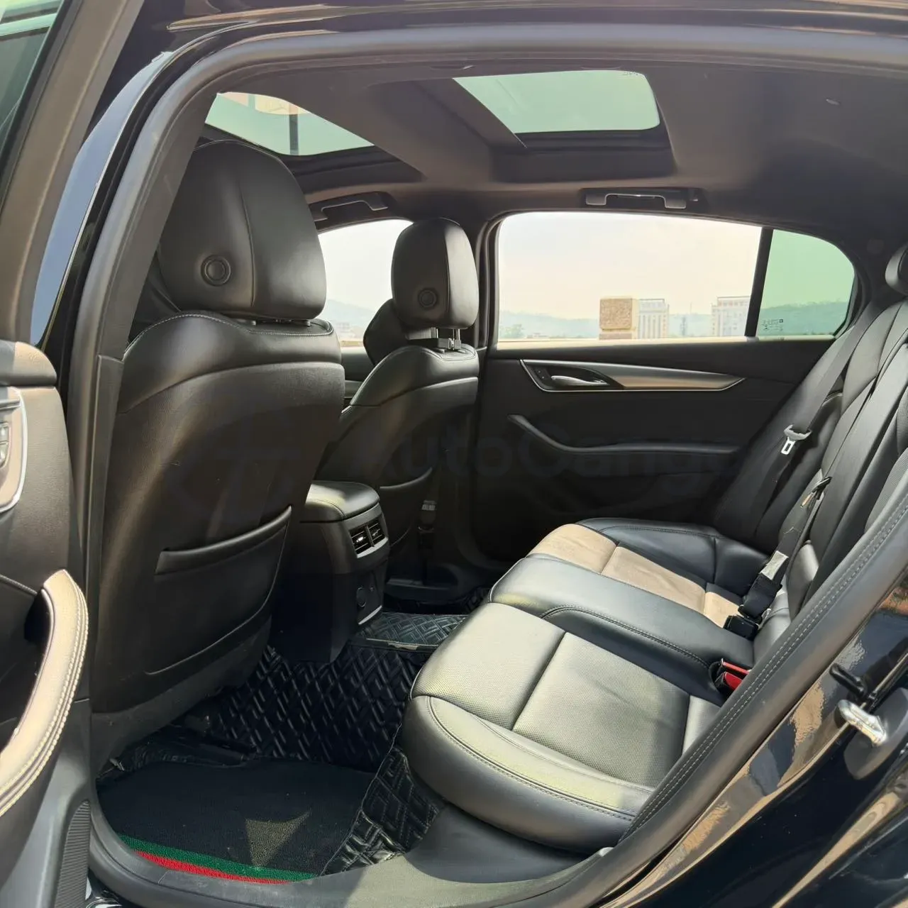 2022 Cadillac CT5 2.0T 237HP L4 10AT,autocango,china used car exporter,china ev exporter,chinese used car exporter,chinese used ev exporter