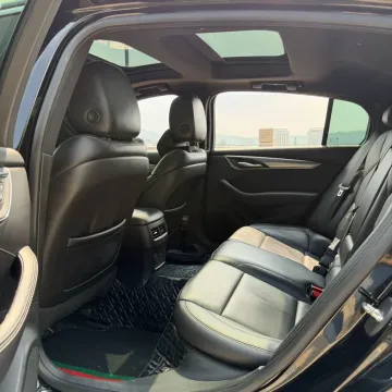 2022 Cadillac CT5 2.0T 237HP L4 10AT
