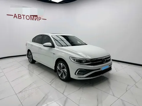 2023 Volkswagen Bora 1.4T 150HP L4 7DCT